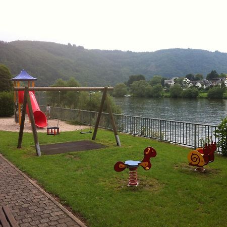 Haus Marlene Apartment Zell an der Mosel Exterior photo